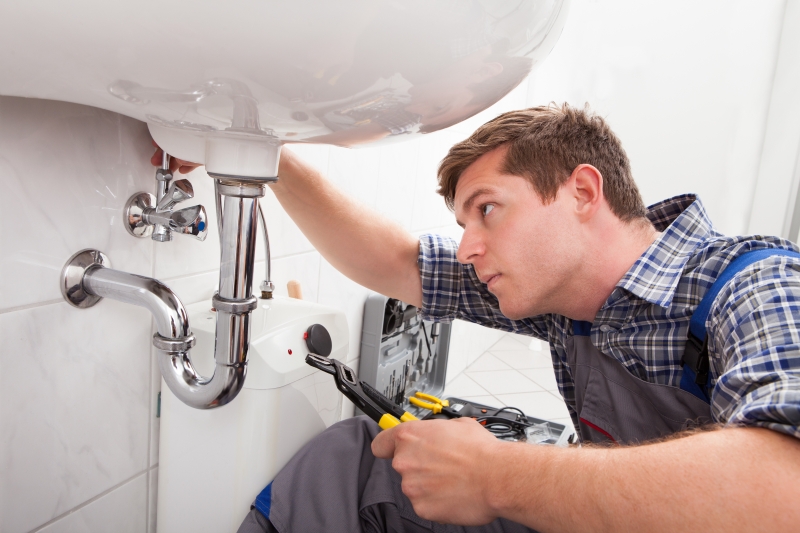24/7 emergency plumber in Edgware